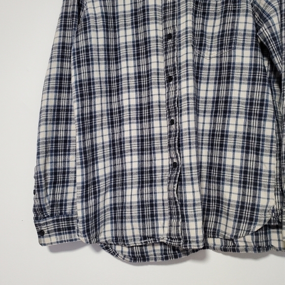 Madewell Slim Boyshirt in Lawton Plaid Flannel - Picture 14 of 15